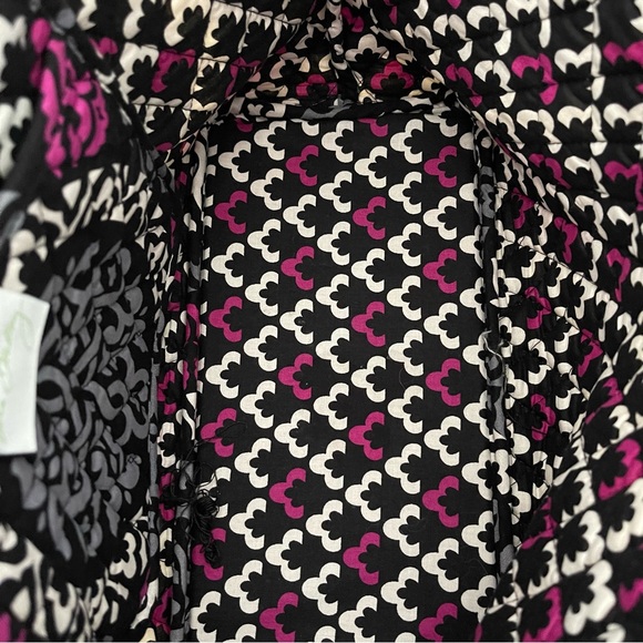 Vera Bradley Medium Tote in Canterberry Magenta Quilted - Picture 8 of 10